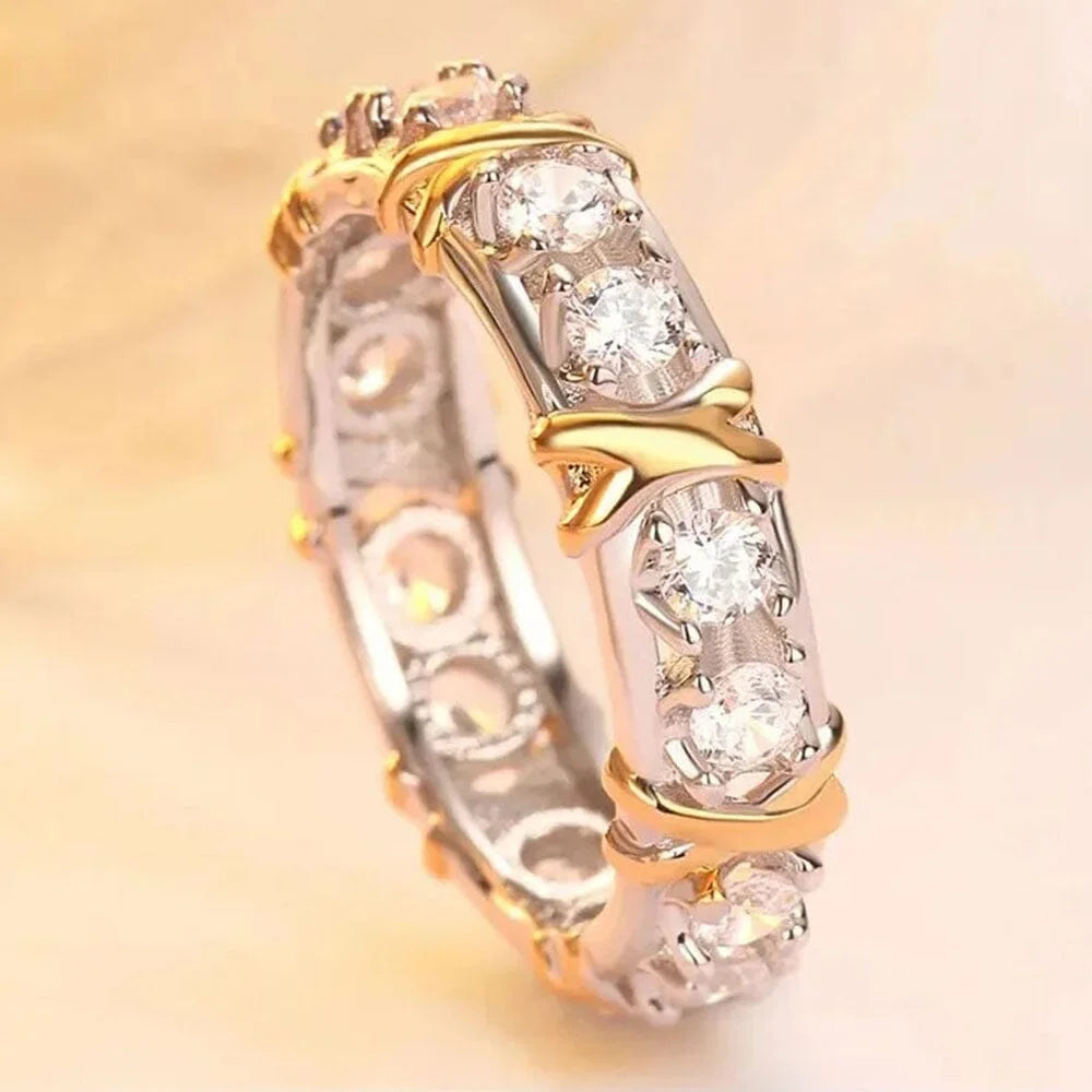 Small size Round cut moissanite ring in silver