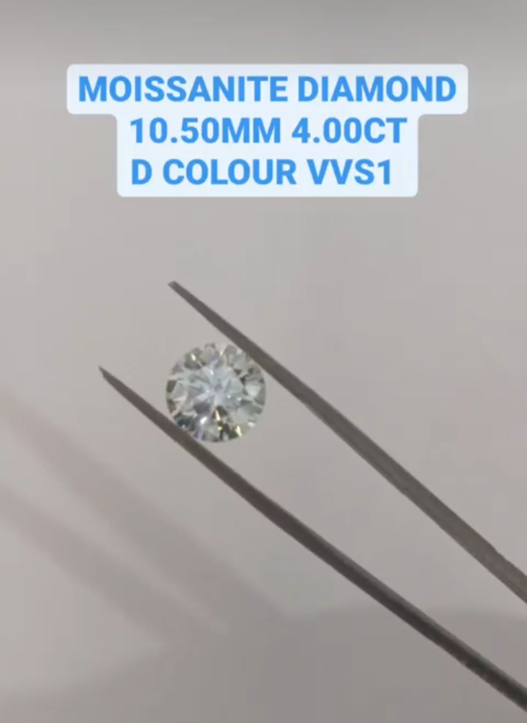 Round cut Moissanite