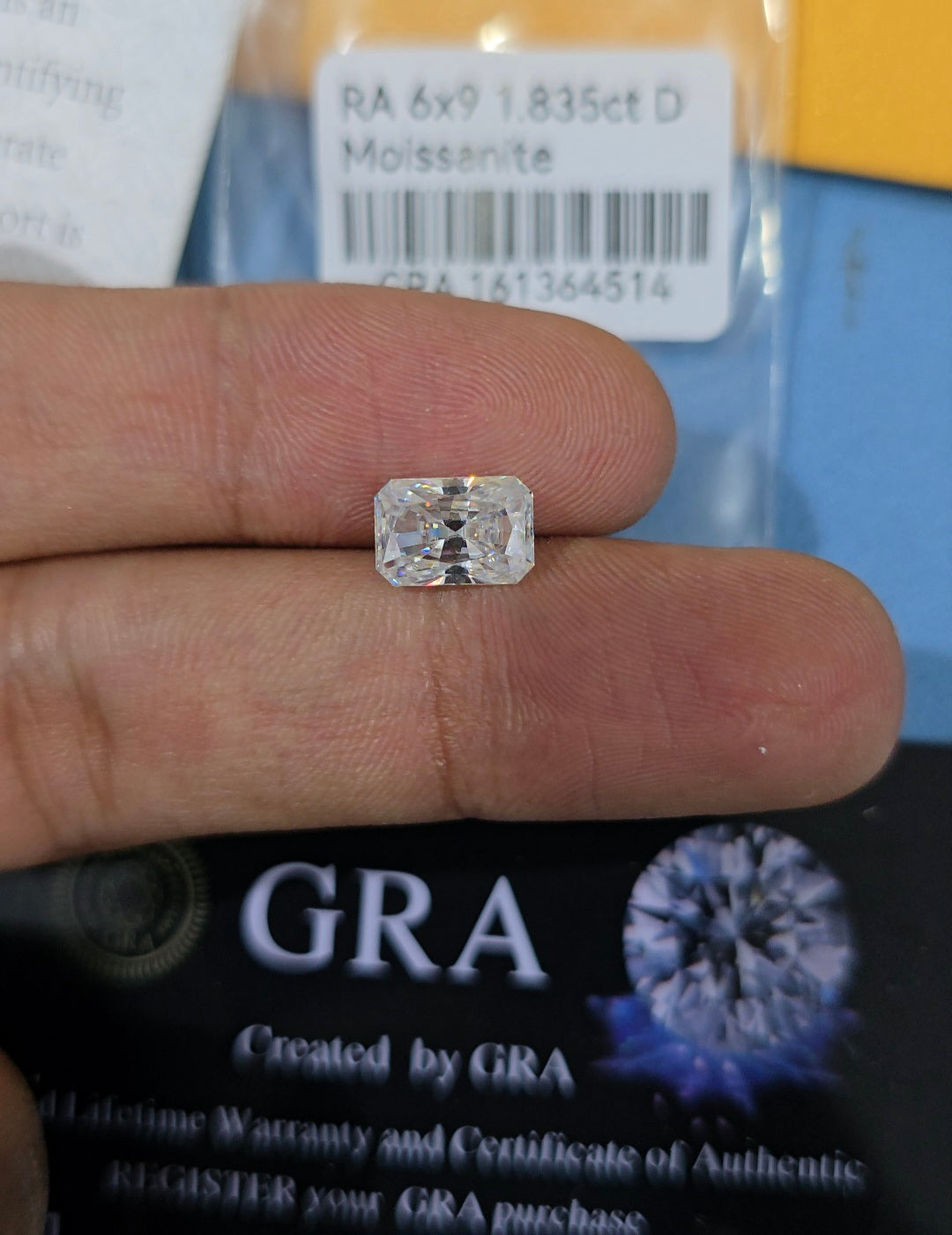 Radiant cut moissanite