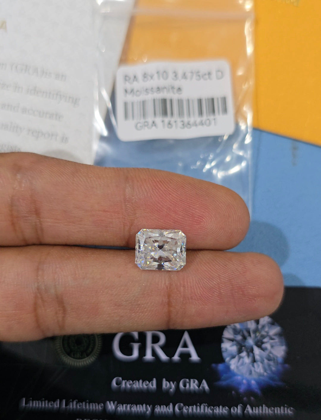 Radiant cut moissanite