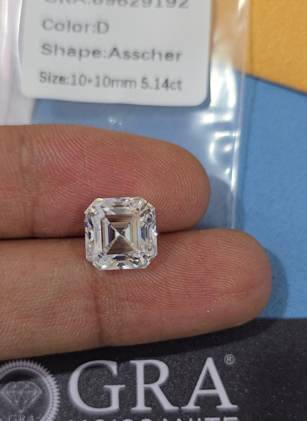 Asscher cut Moissanite