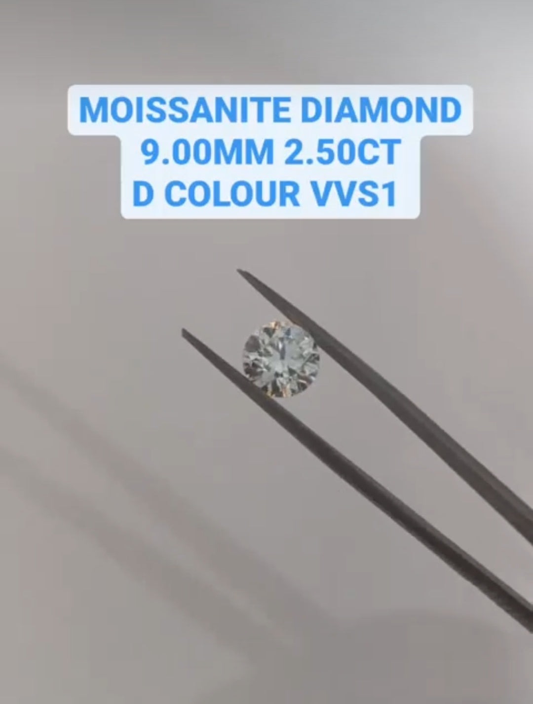 Round cut Moissanite
